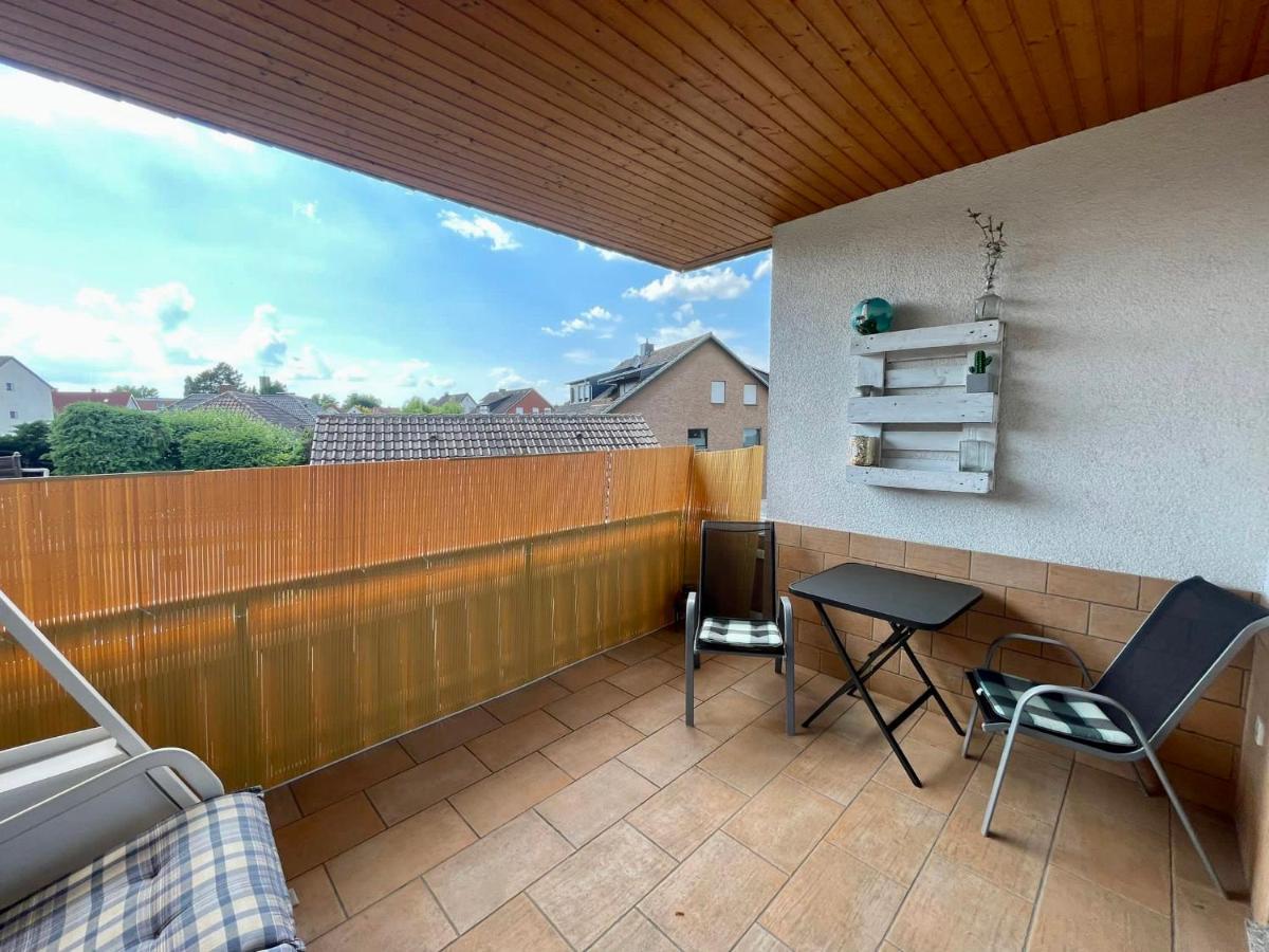 Easystay#4 Home Cinema Ferienwohnung In Kliniknaehe Mit Balkon, Boxspringbett & Netflix Bad Oeynhausen Exterior foto